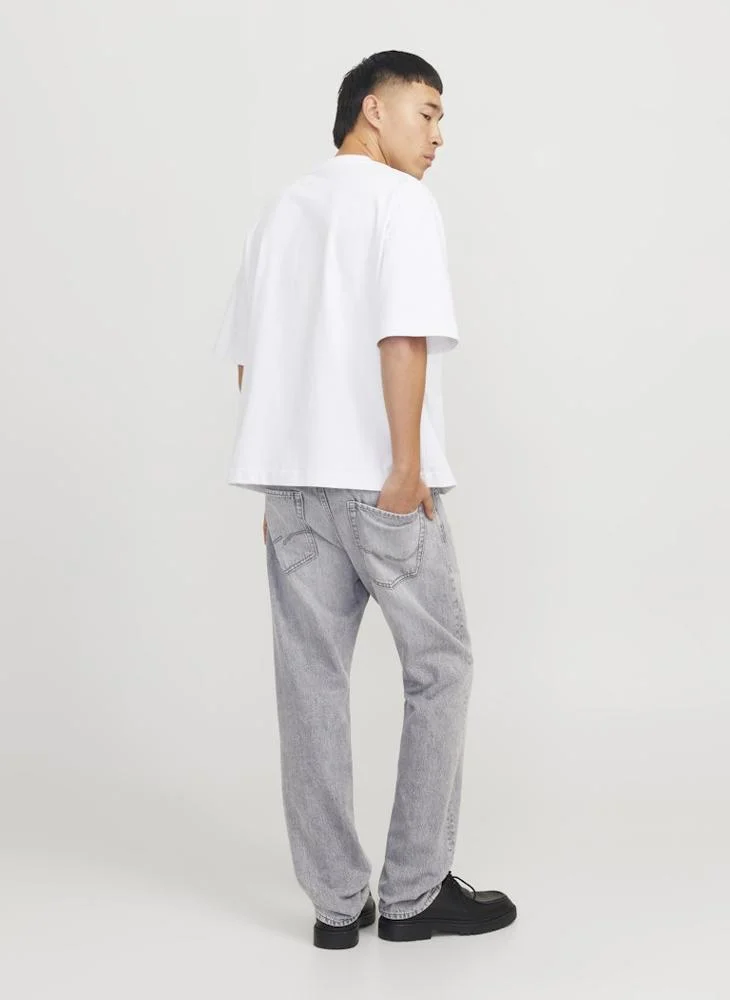 جاك اند جونز جينز بقصة مريحة وعادية